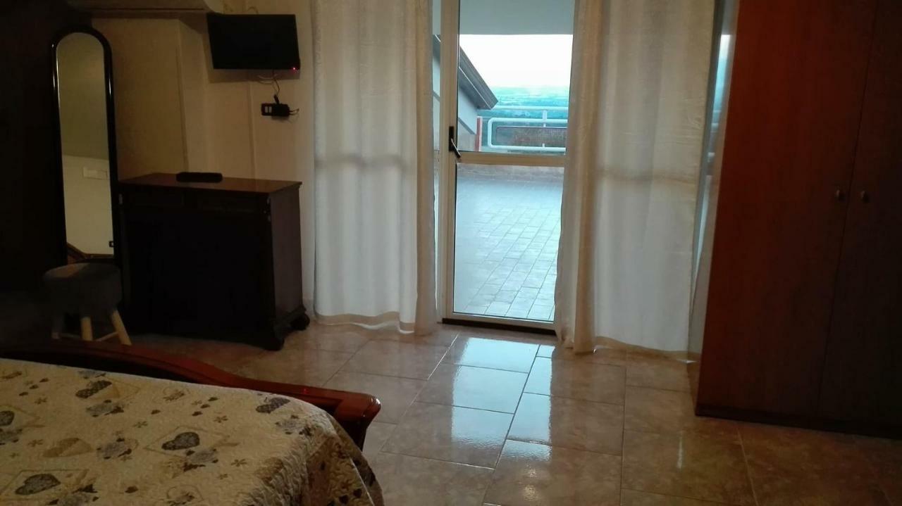 B&B Sentiero Romantico Eboli Luaran gambar